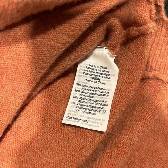 Madewell Crewneck Scalloped Sweater - Picture 5 of 6